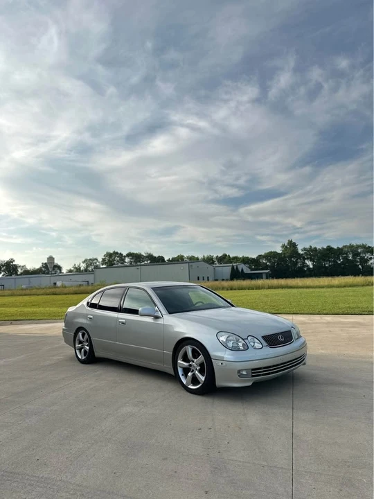 2001 Lexus GS 2nd Gen - Image 4 of 4