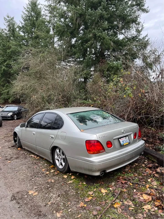 2001 Lexus GS 2nd Gen - Image 3 of 11