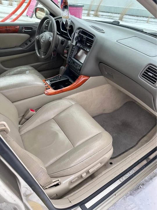 2001 Lexus GS 2nd Gen - Image 6 of 6