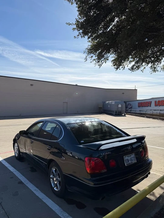 2001 Lexus GS 2nd Gen - Image 3 of 9