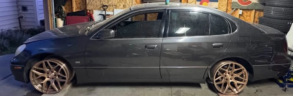 2001 Lexus GS 2nd Gen - Image 2 of 10