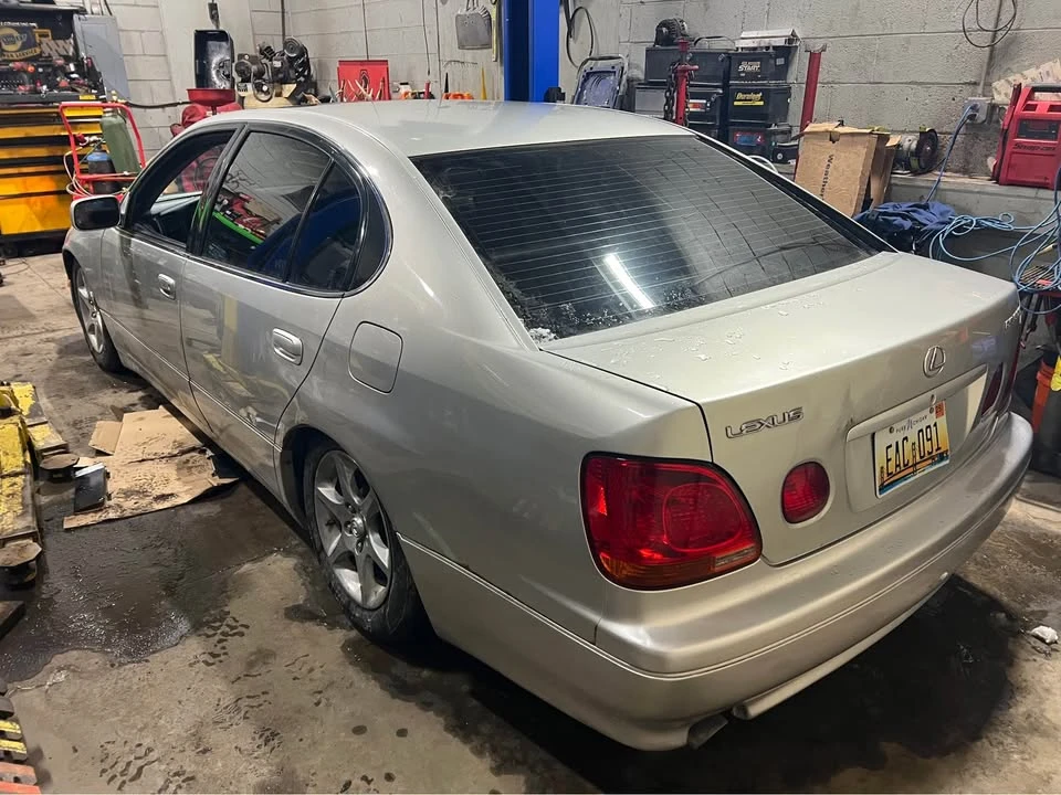2001 Lexus GS 2nd Gen - Image 3 of 7