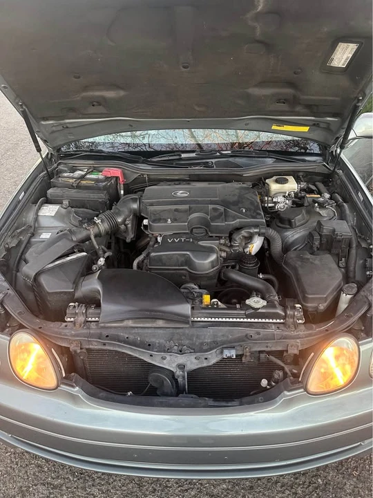 2001 Lexus GS 2nd Gen - Image 11 of 12