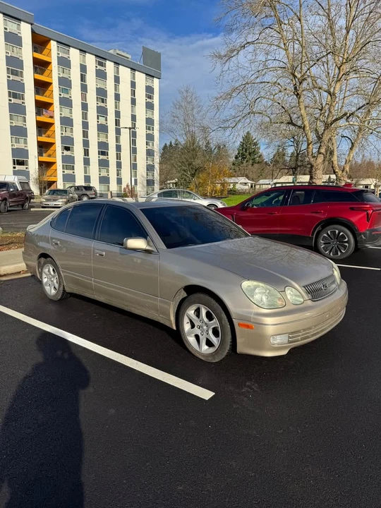 2001 Lexus GS 2nd Gen - Image 6 of 11