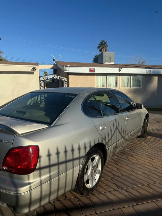 2001 Lexus GS 2nd Gen - Image 11 of 14