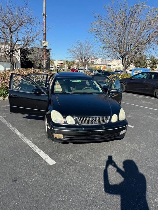 2001 Lexus GS 2nd Gen - Image 2 of 10