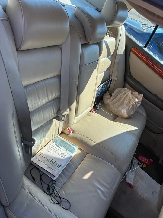 2001 Lexus GS 2nd Gen - Image 7 of 12