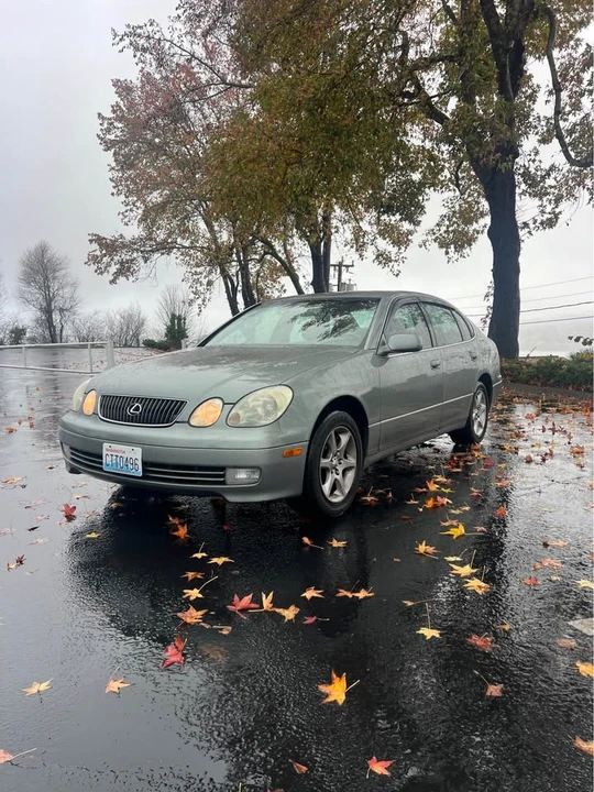 2001 Lexus GS 2nd Gen - Image 7 of 13