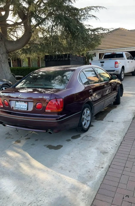 2001 Lexus GS 2nd Gen - Image 3 of 10