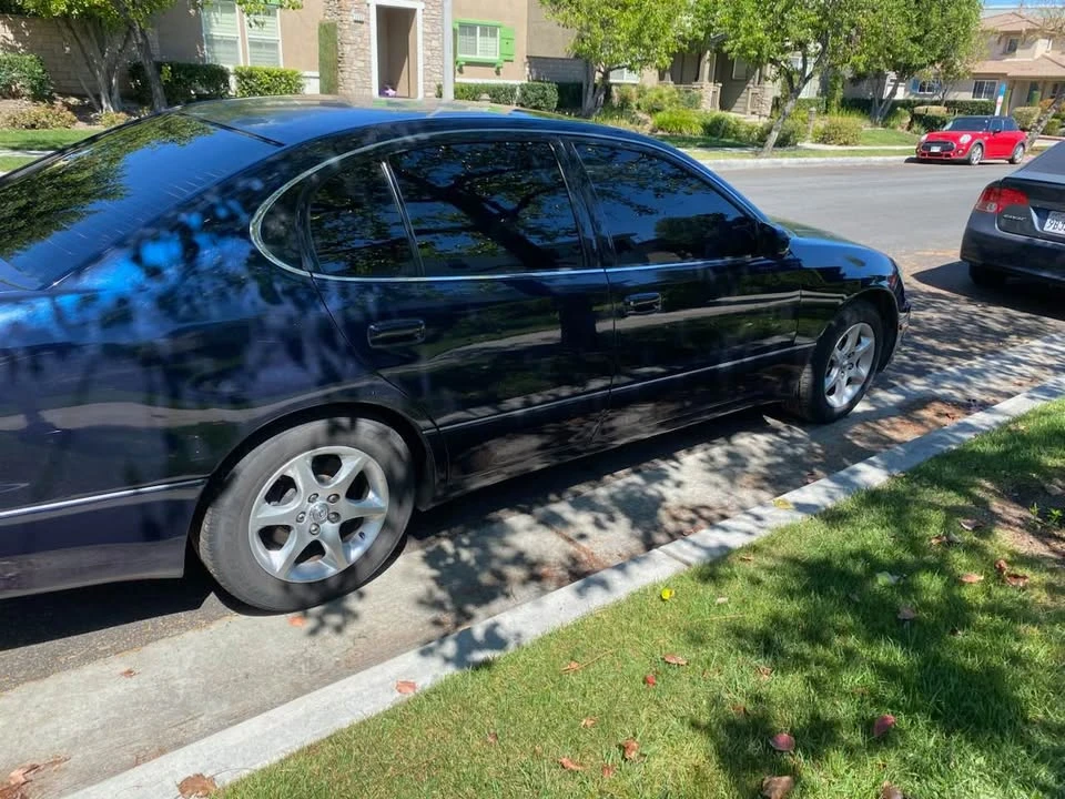 2001 Lexus GS 2nd Gen - Image 3 of 8