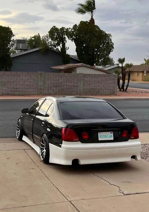 2001 Lexus GS 2nd Gen - Image 5 of 11
