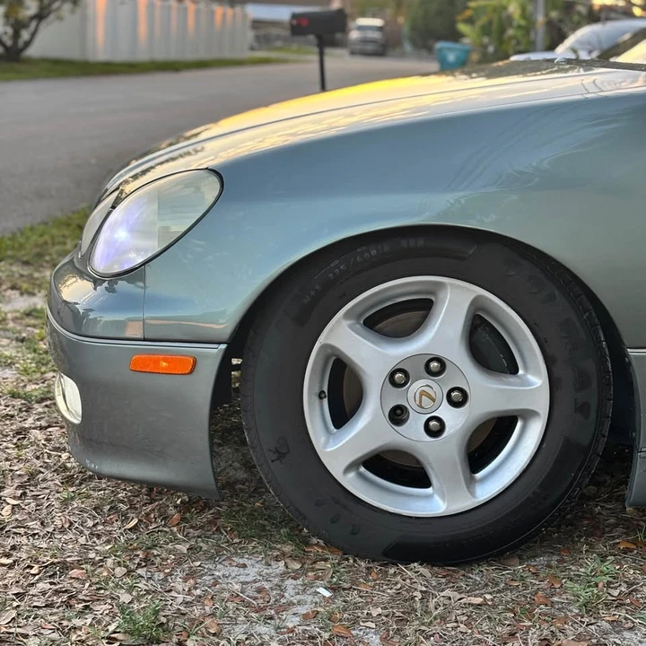 2001 Lexus GS 2nd Gen - Image 5 of 13