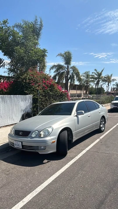 2001 Lexus GS 2nd Gen - Image 3 of 8