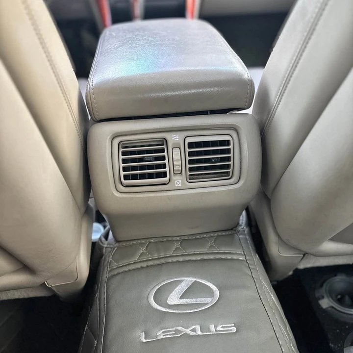 2001 Lexus GS 2nd Gen - Image 12 of 13