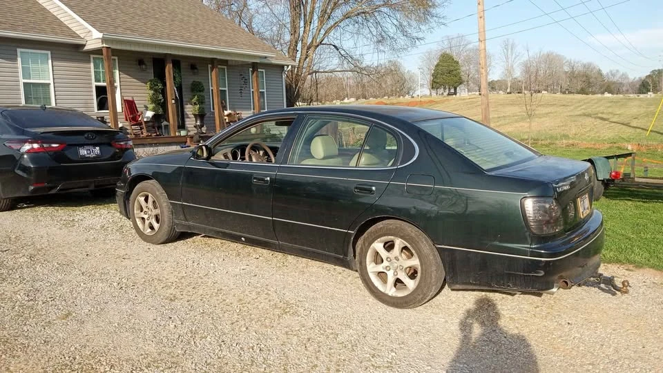 2001 Lexus GS 2nd Gen - Image 2 of 2