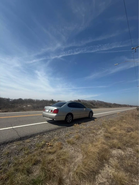 2001 Lexus GS 2nd Gen - Image 2 of 6