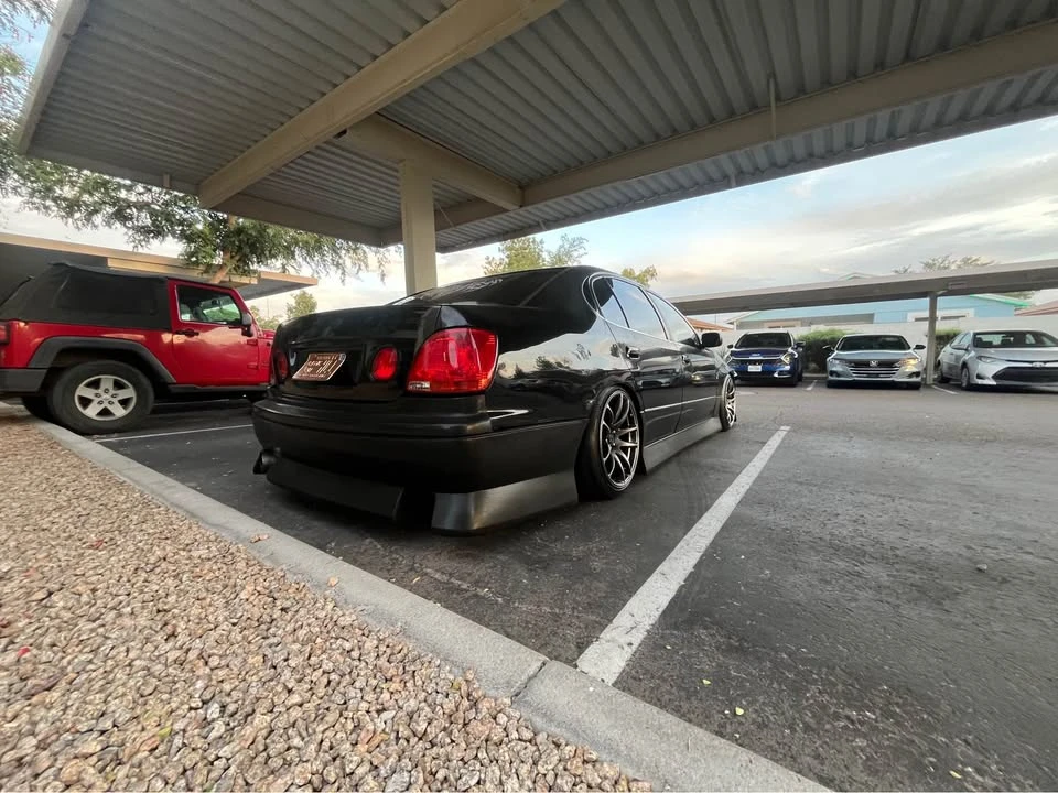 2001 Lexus GS 2nd Gen - Image 2 of 5