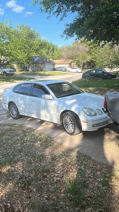 2001 Lexus GS 2nd Gen - Image 2 of 6