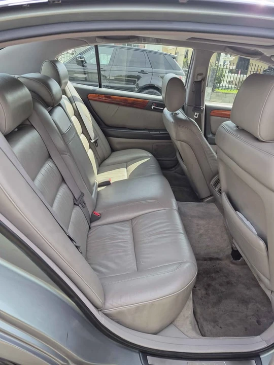 2001 Lexus GS 2nd Gen - Image 5 of 8