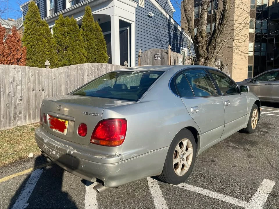 2001 Lexus GS 2nd Gen - Image 3 of 4