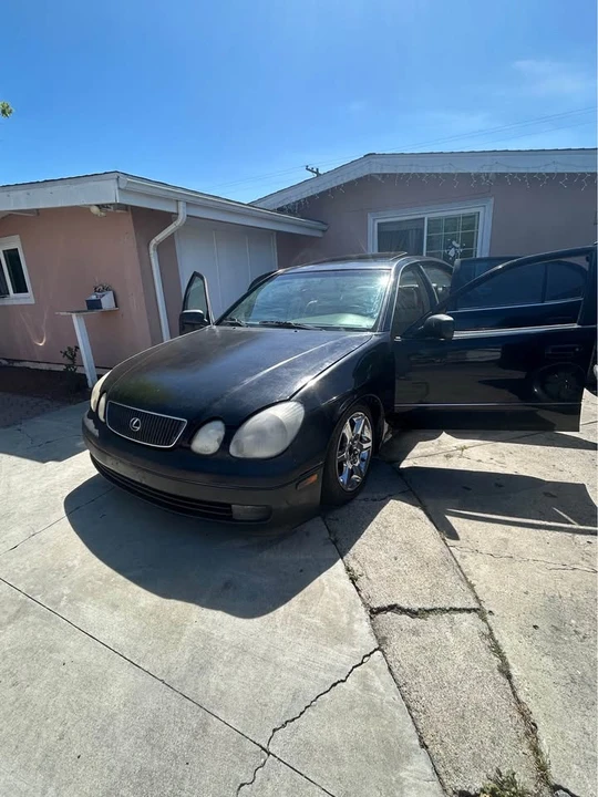 2001 Lexus GS 2nd Gen - Image 4 of 10