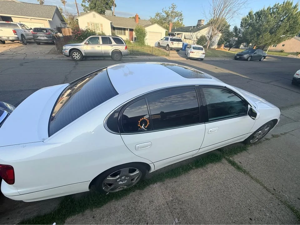2001 Lexus GS 2nd Gen - Image 2 of 12
