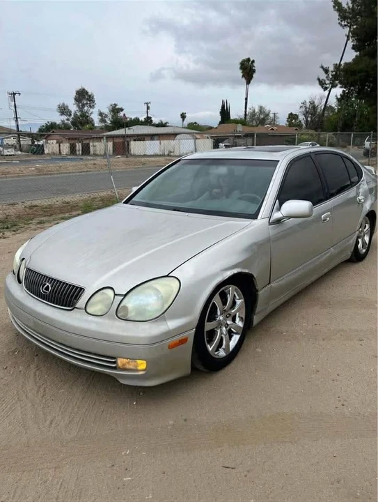2001 Lexus GS 2nd Gen - Image 4 of 7