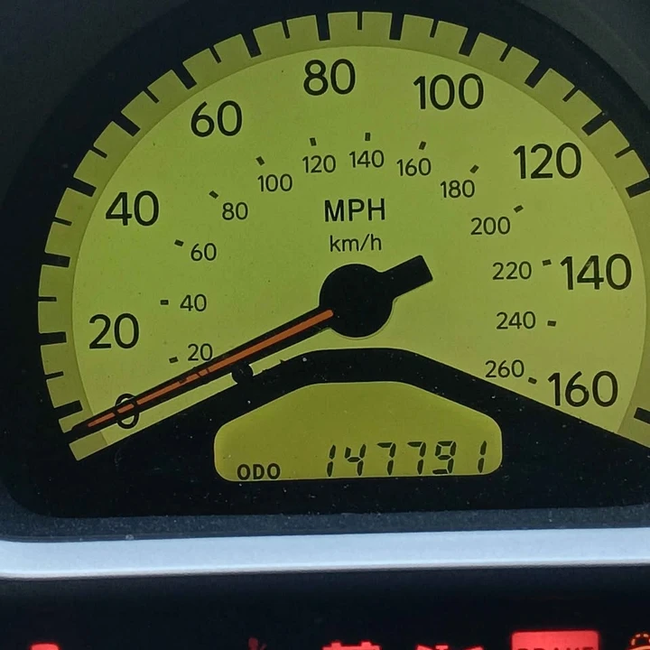 2001 Lexus GS 2nd Gen - Image 12 of 12