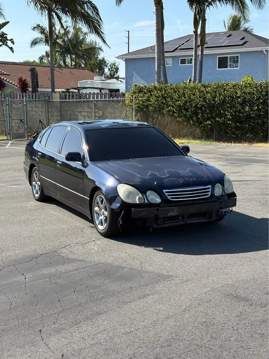 2001 Lexus GS 2nd Gen - Image 3 of 10