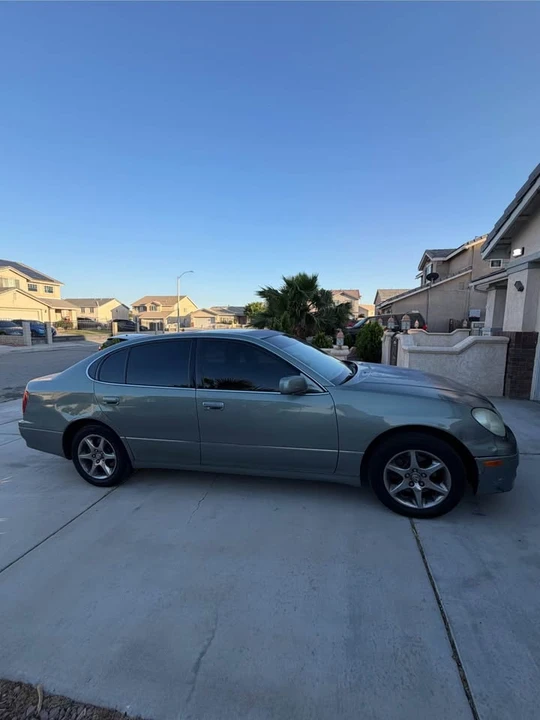 2001 Lexus GS 2nd Gen - Image 5 of 12