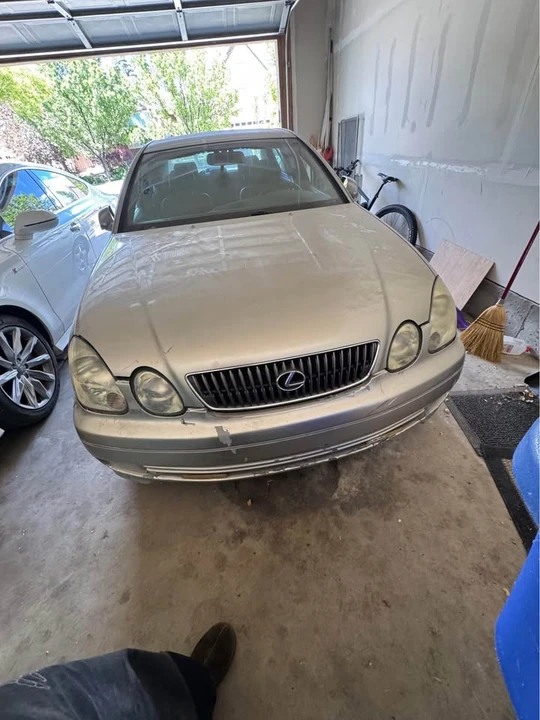 2001 Lexus GS 2nd Gen - Image 2 of 8