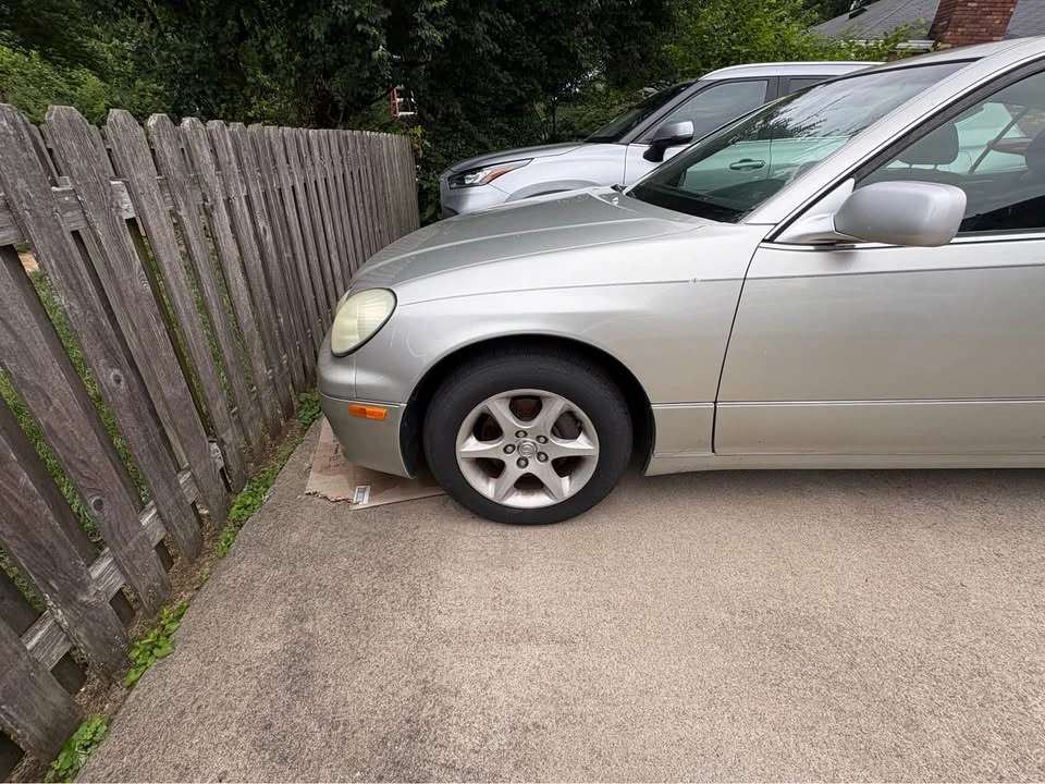 2001 Lexus GS 2nd Gen - Image 7 of 10