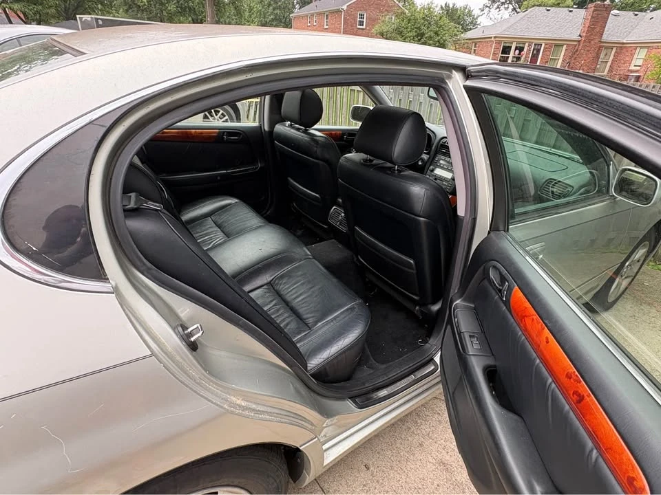 2001 Lexus GS 2nd Gen - Image 5 of 10