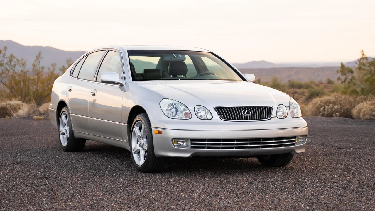 2001 Lexus GS 2nd Gen - Image 27 of 31
