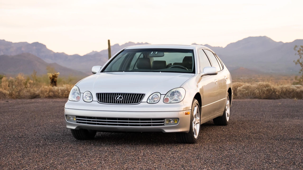 2001 Lexus GS 2nd Gen - Image 6 of 31