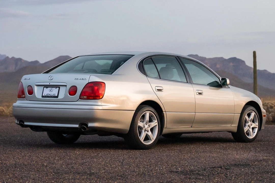 2001 Lexus GS 2nd Gen - Image 4 of 31