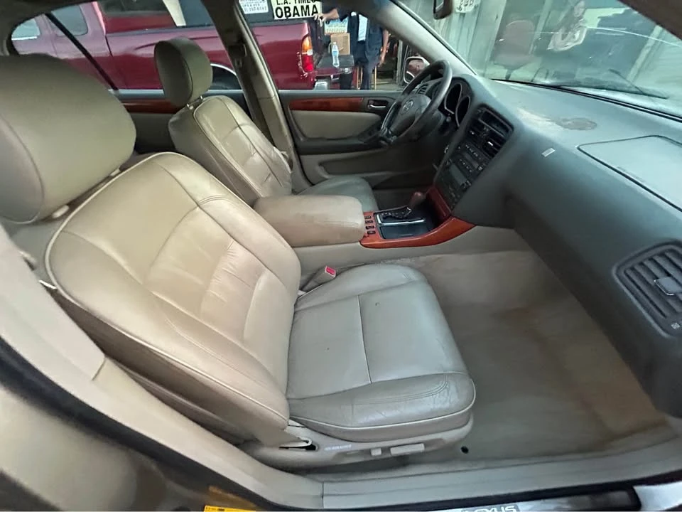 2001 Lexus GS 2nd Gen - Image 15 of 19