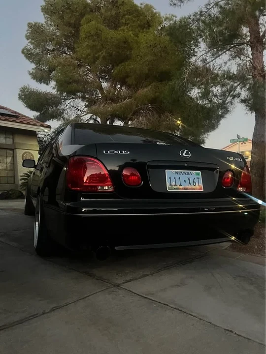2001 Lexus GS 2nd Gen - Image 3 of 4