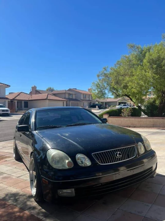 2001 Lexus GS 2nd Gen - Image 2 of 5
