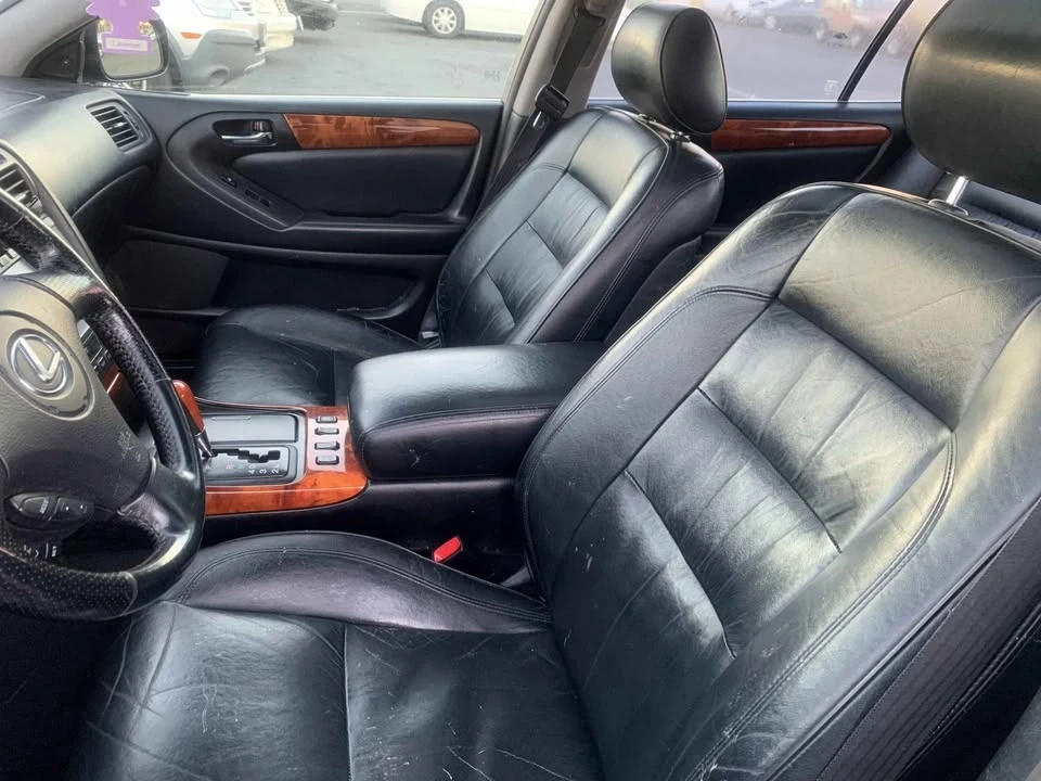 2001 Lexus GS 2nd Gen - Image 4 of 6