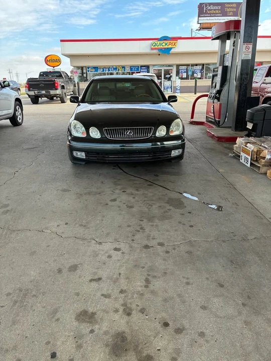 2001 Lexus GS 2nd Gen - Image 2 of 7