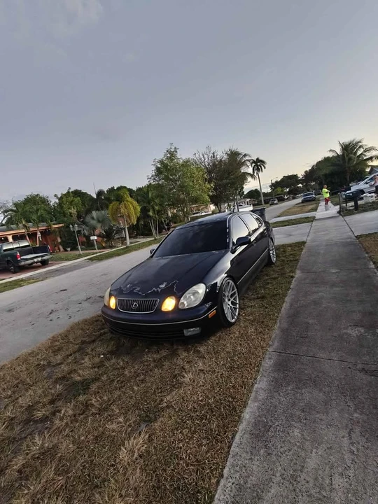 2001 Lexus GS 2nd Gen - Image 5 of 8