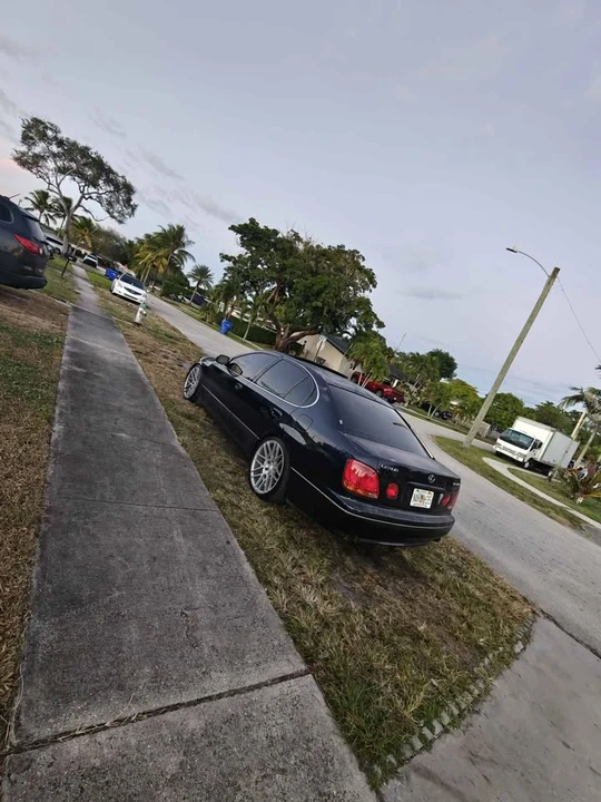 2001 Lexus GS 2nd Gen - Image 8 of 8