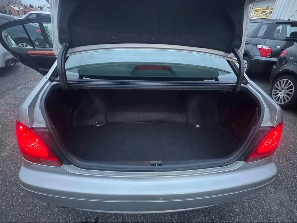 2001 Lexus GS 2nd Gen - Image 14 of 20