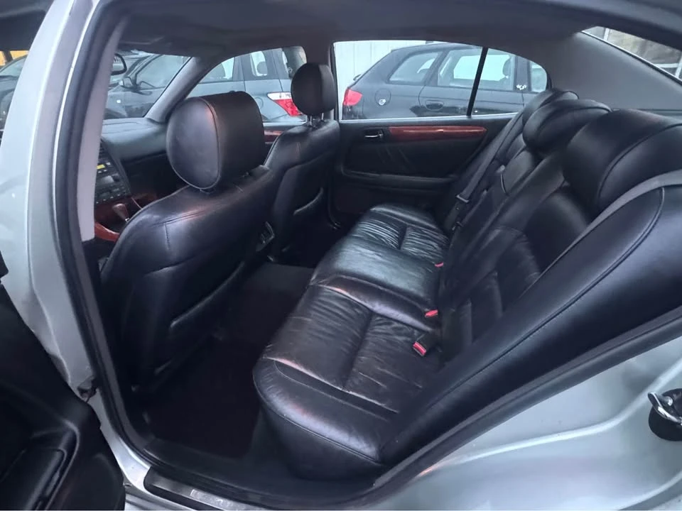 2001 Lexus GS 2nd Gen - Image 11 of 20