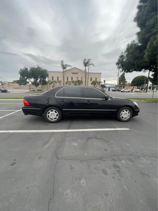 2001 Lexus GS 2nd Gen - Image 4 of 7