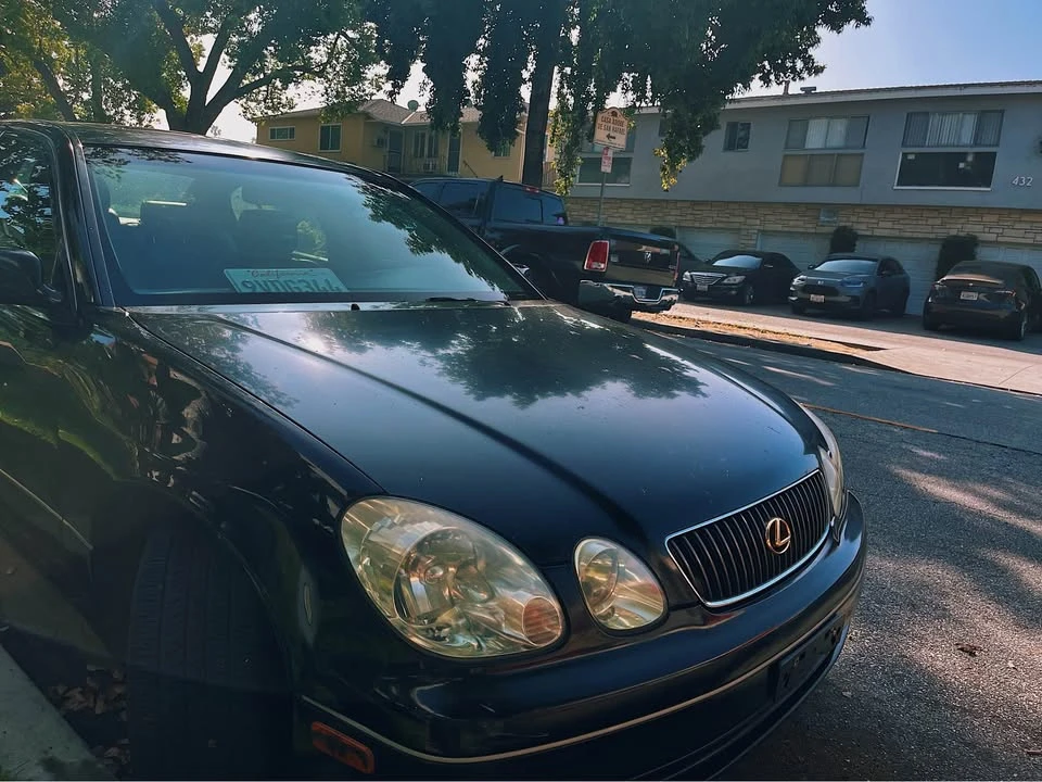 2001 Lexus GS 2nd Gen - Image 2 of 19