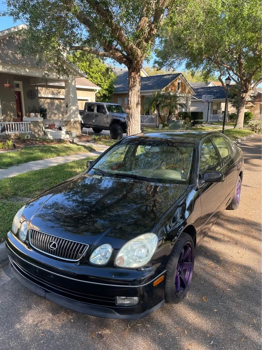 2001 Lexus GS 2nd Gen - Image 2 of 13