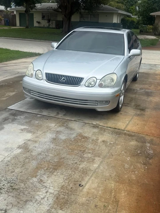 2001 Lexus GS 2nd Gen - Image 3 of 8