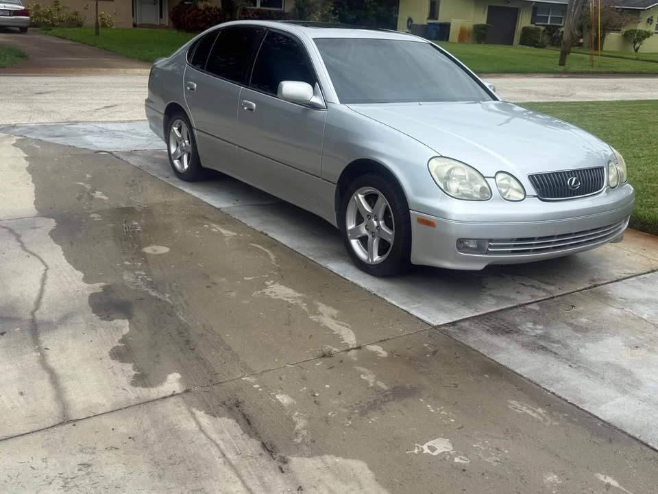 2001 Lexus GS 2nd Gen - Image 5 of 8